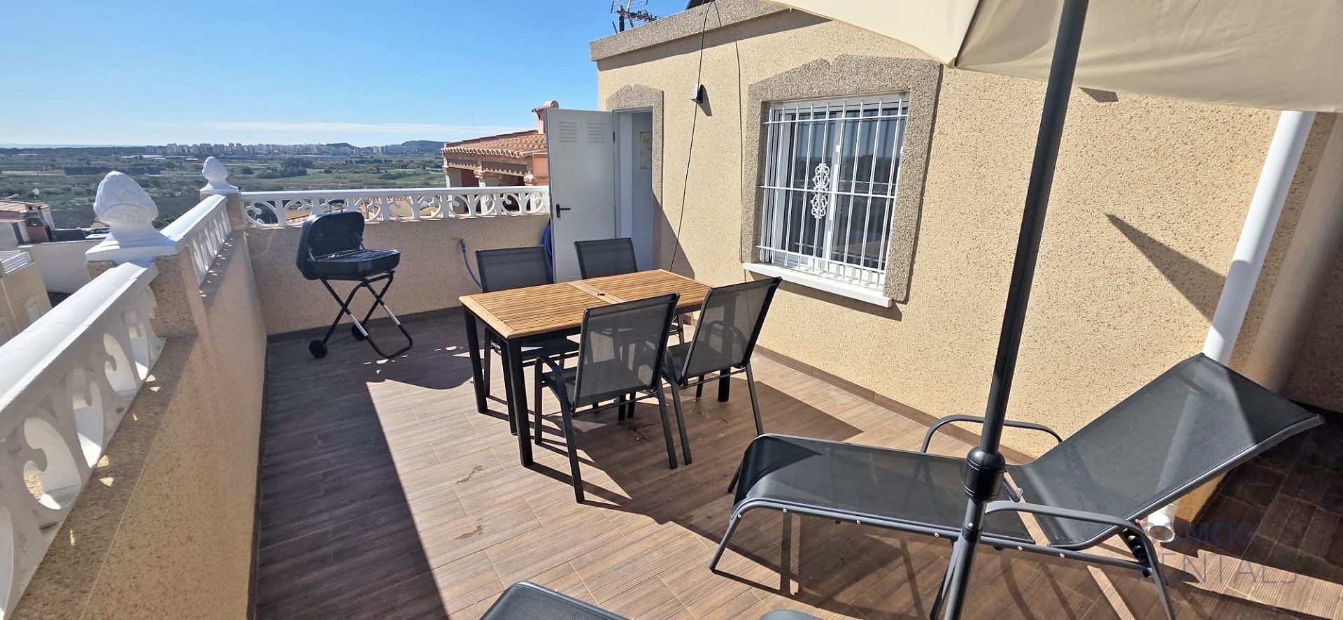 Casa Amadorio - Urb La Marina photograph 30