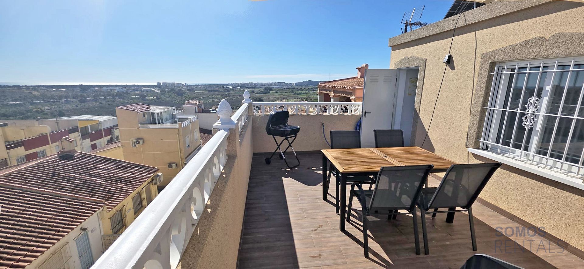Casa Amadorio - Urb La Marina photograph 25