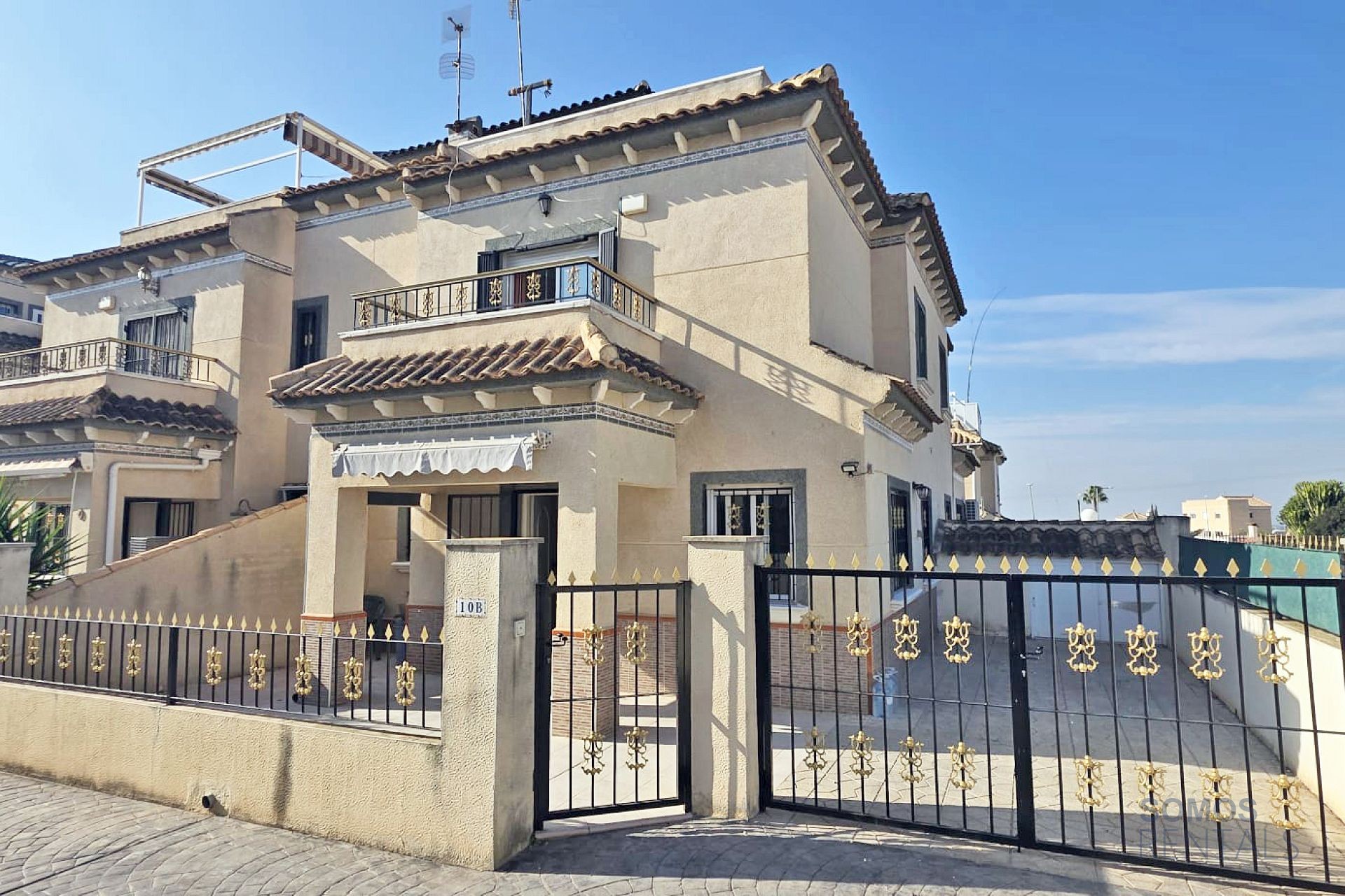 Casa Isaac - Urb La Marina photograph 1