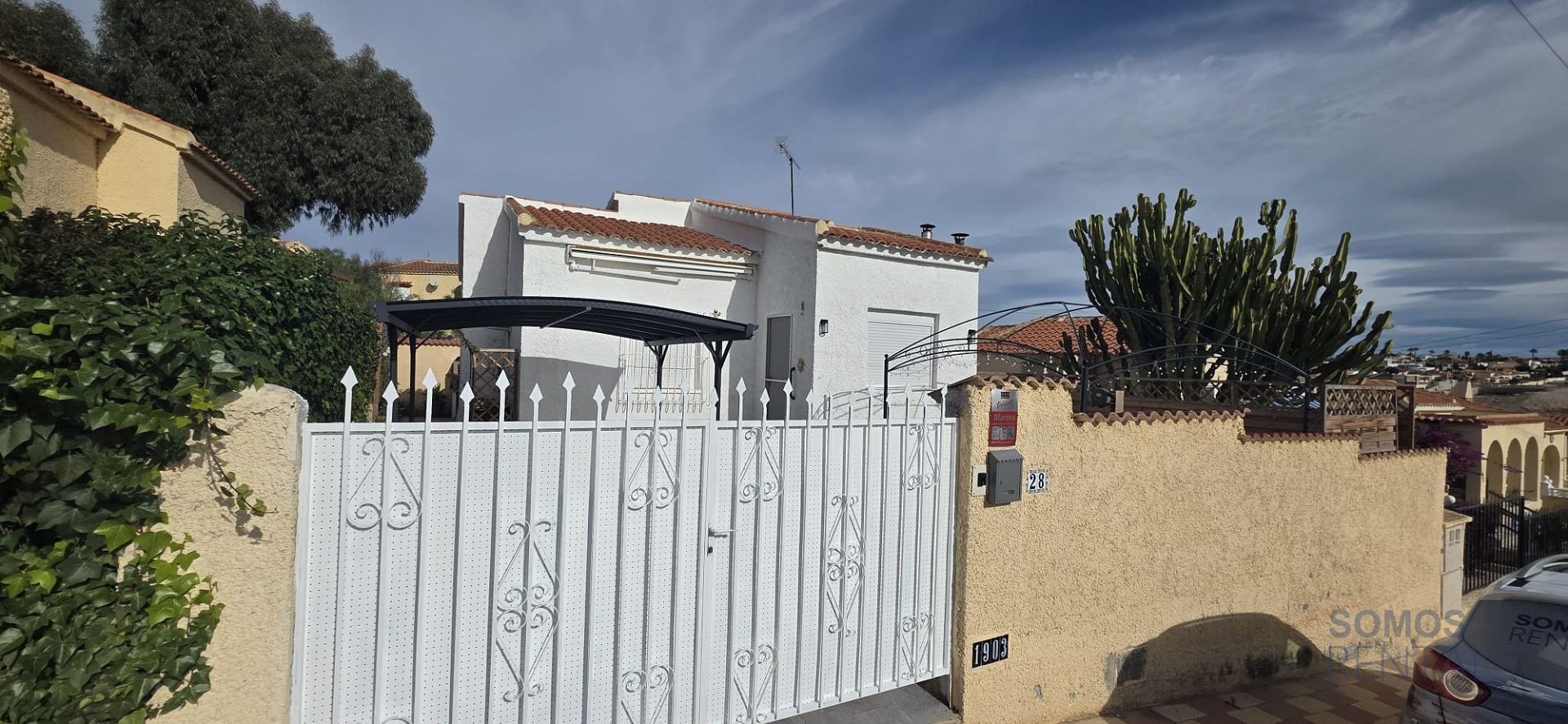 Casa Aragon - Urb La Marina photograph 4