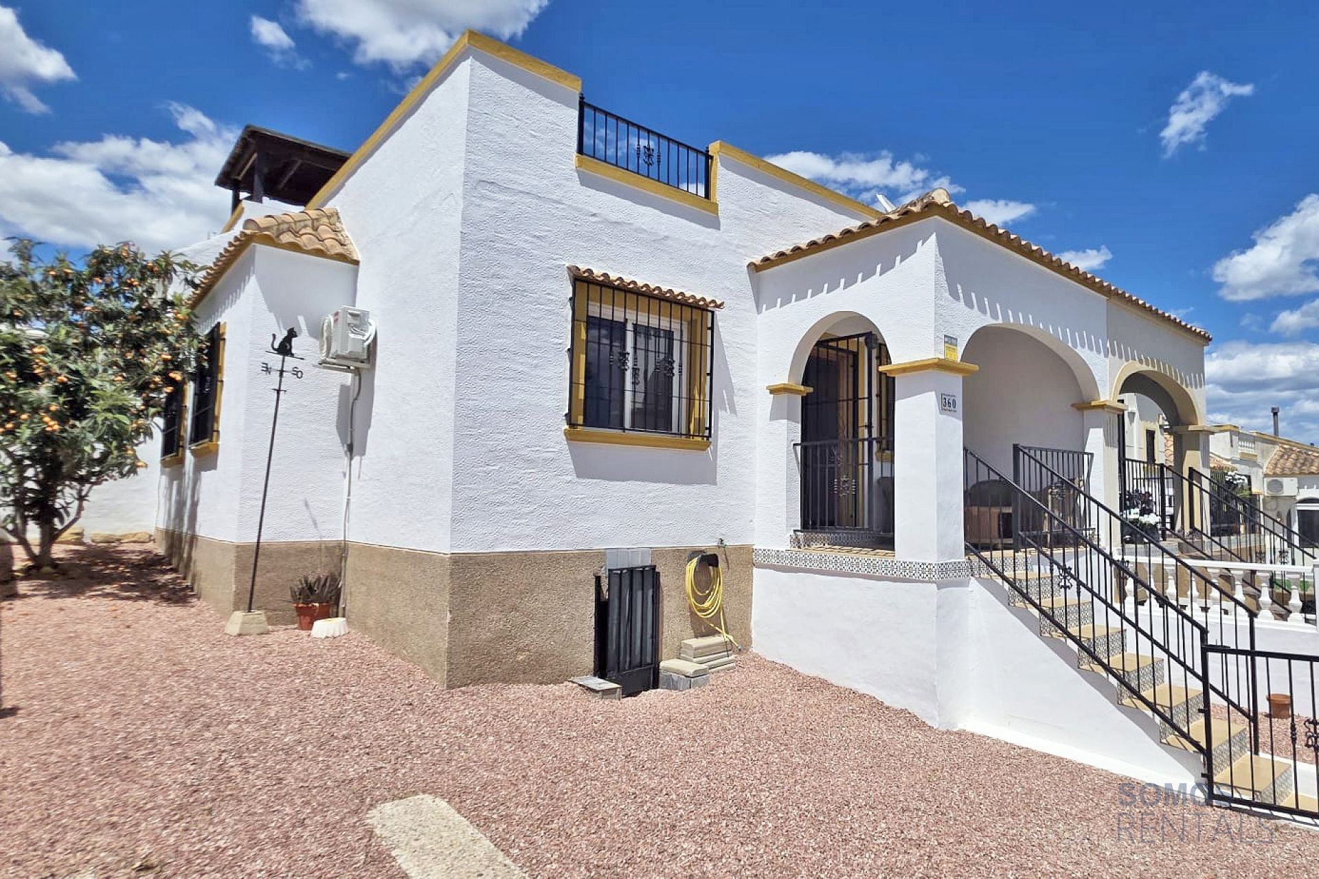 Casa Felicidad - Urb La Marina photograph 1