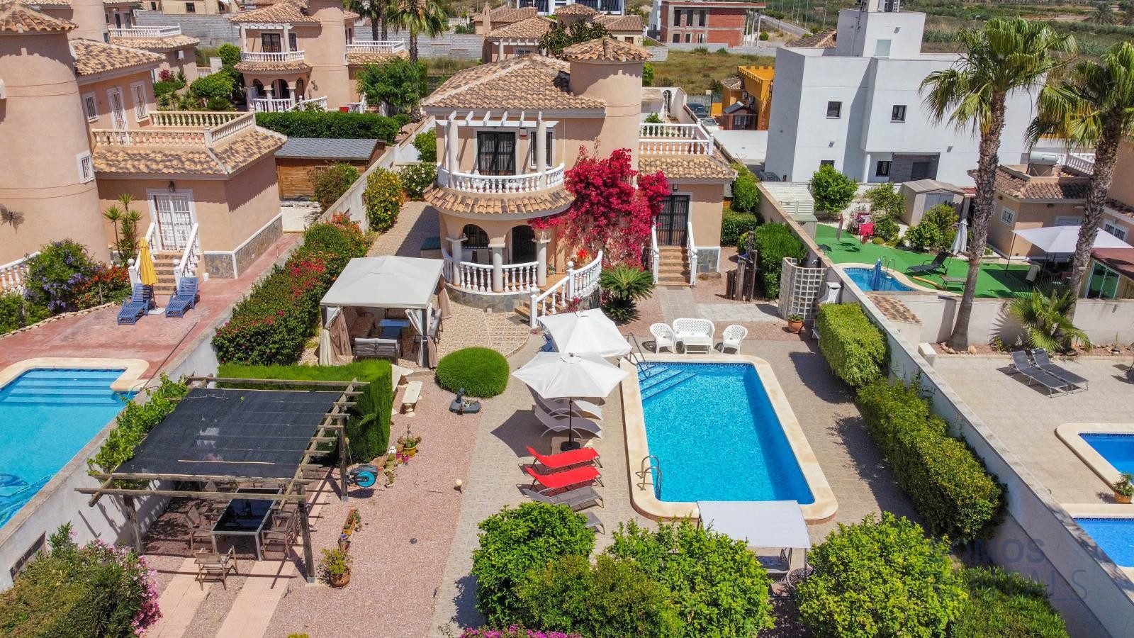 Villa Pedro - Urb La Marina photograph 4