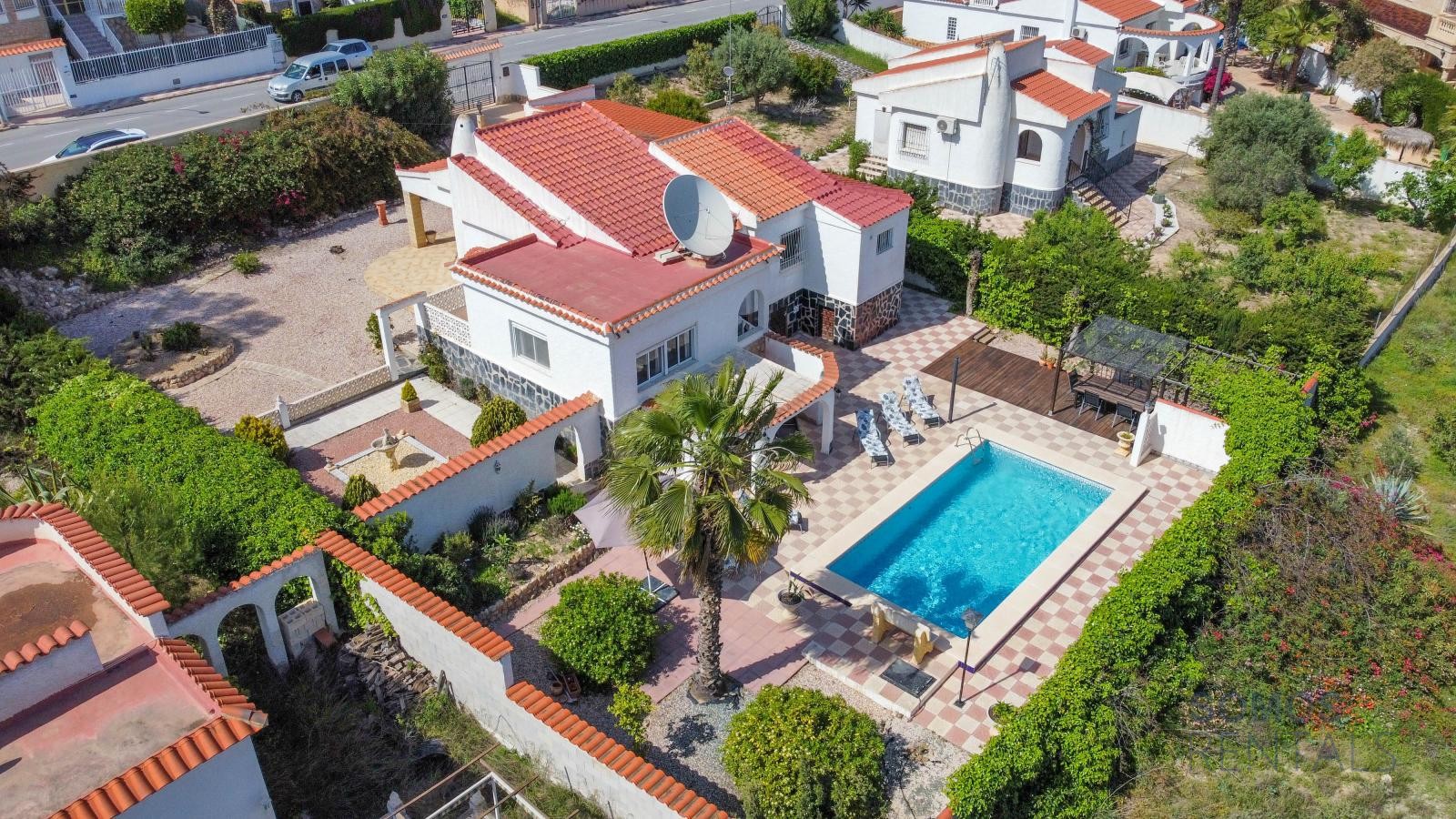Villa Yolanda - Urb La Marina photograph 4